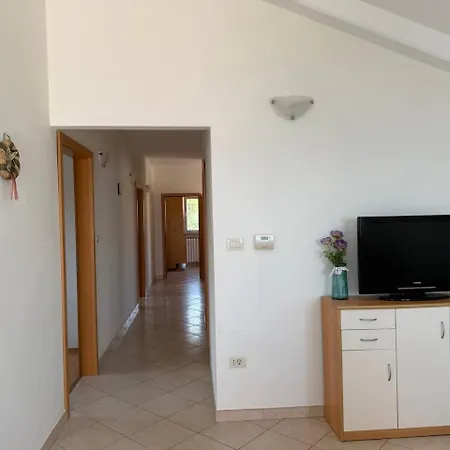 Stasja Apartment *